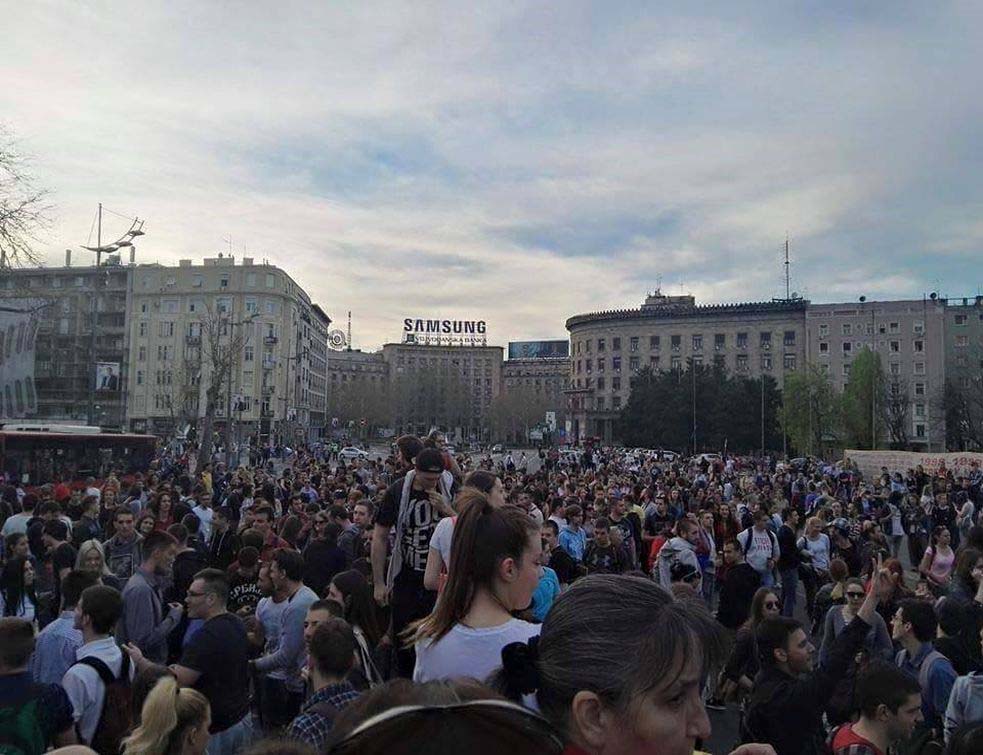 ЗДРАВА СРБИЈА СЕ НЕ ДА! Протести против диктатуре и у Новом Пазару