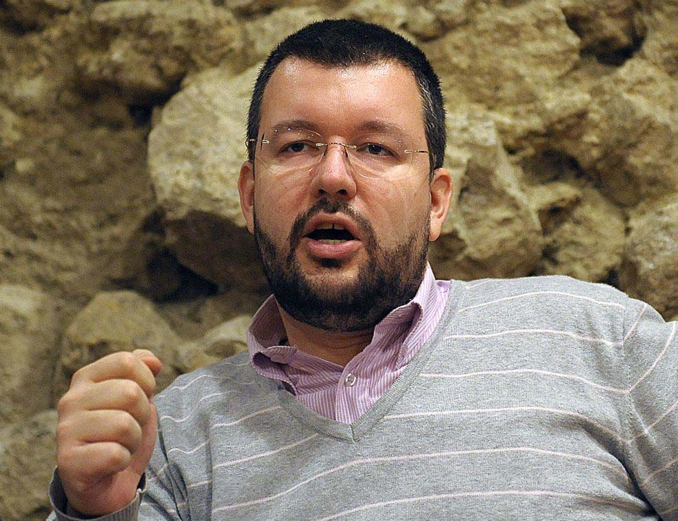 Антић: Укинути аутономију Војводине